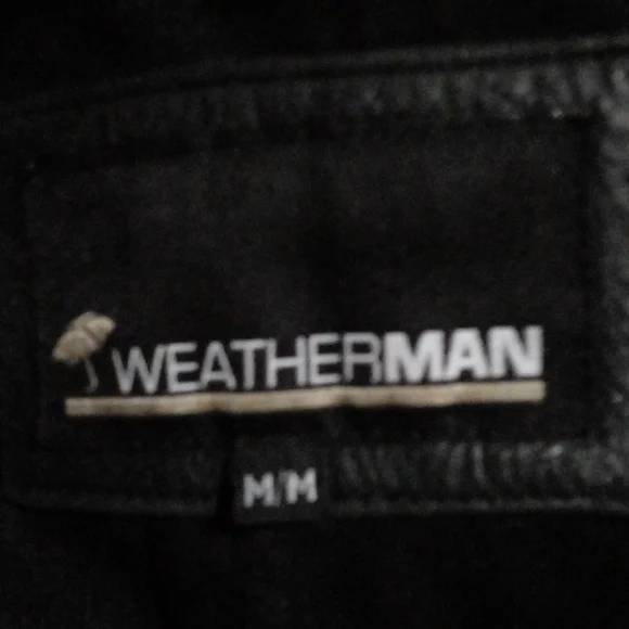 leather jacket - Picture 3 of 5